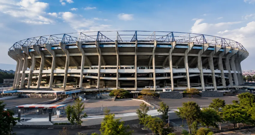 The Architecture of Estadio Azteca.png